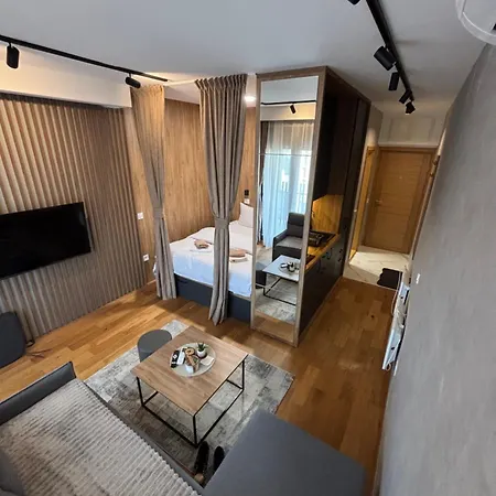 아파트 Balkan Square