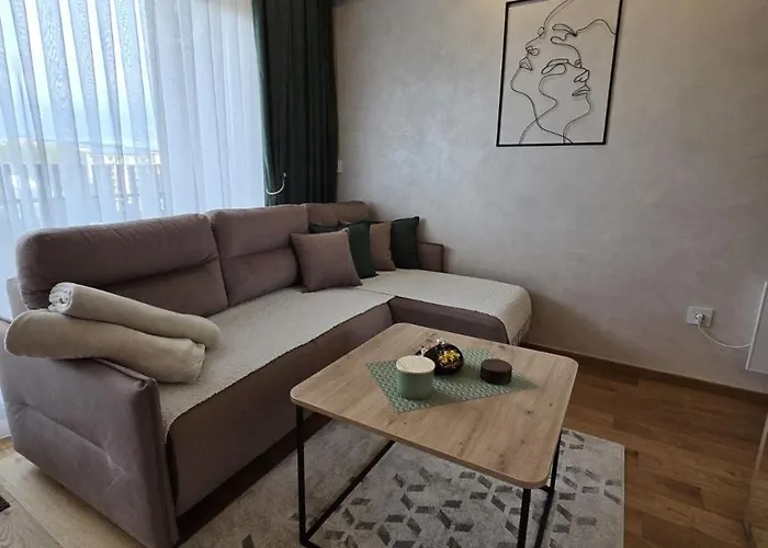 Balkan Square Апартаменты